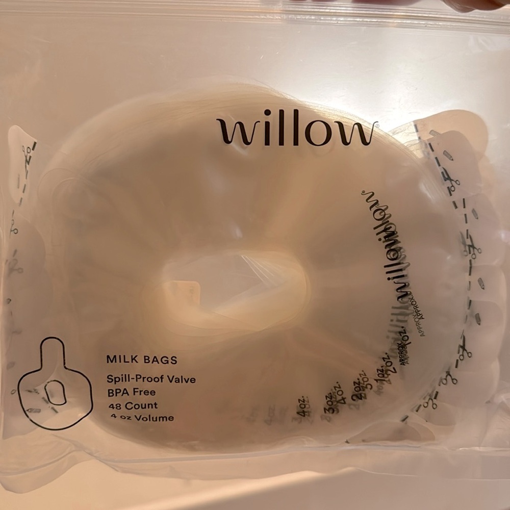 33 storage milk bags by Willow